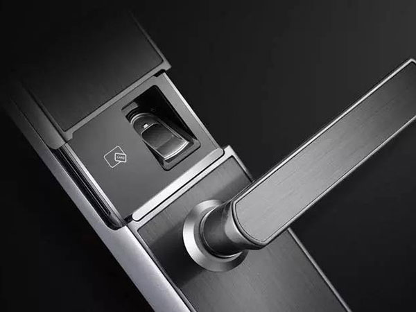 水磨沟24小时上门开锁公司